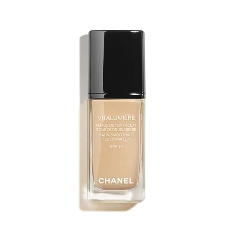 chanel vitalumière satin sm|CHANEL VITALUMIÈRE Satin Smoothing Fluid Make–Up SPF 15.